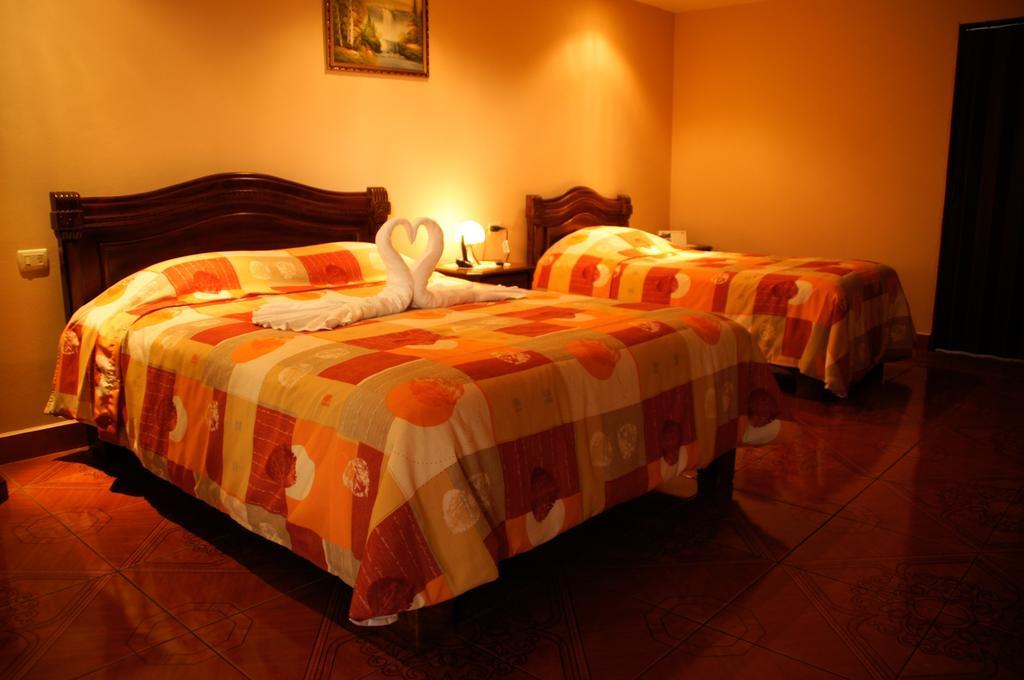 Hotel Las Brumas Cartago Habitación foto