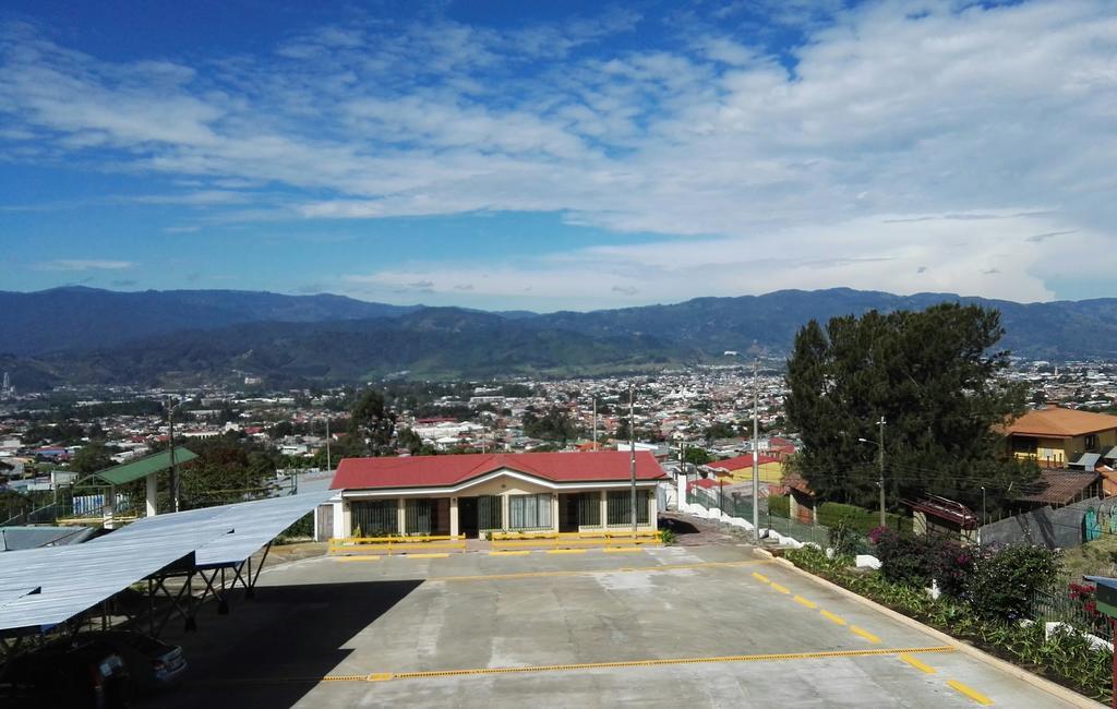 Hotel Las Brumas Cartago Exterior foto