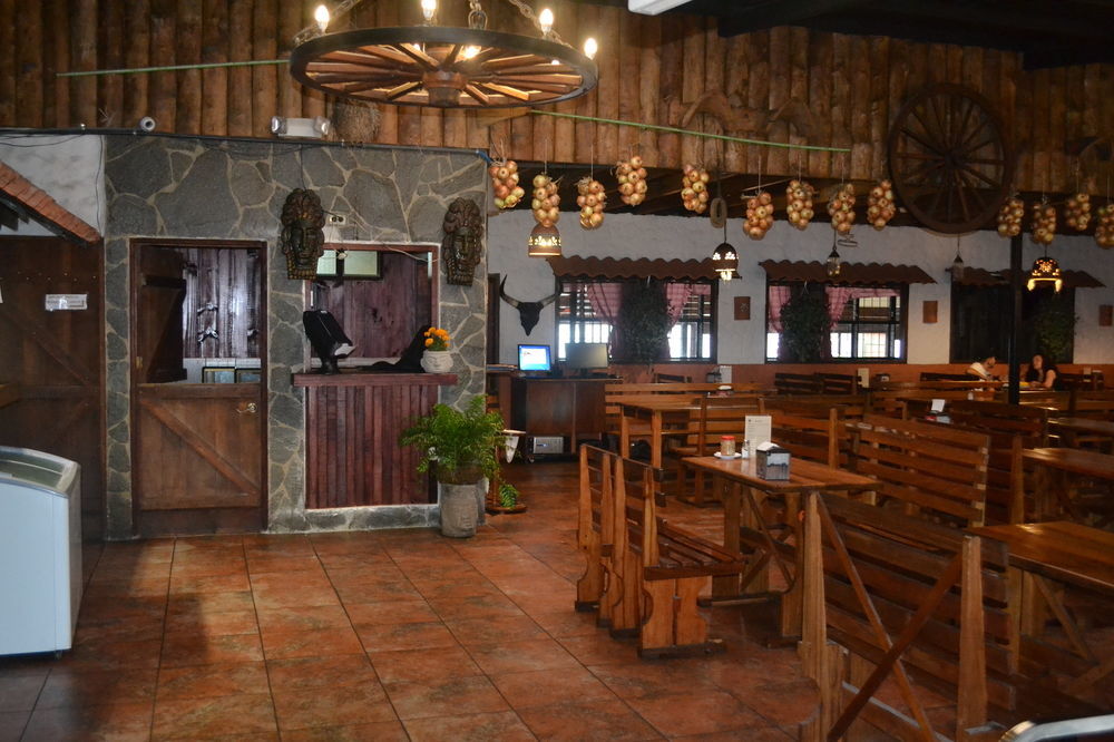 Hotel Las Brumas Cartago Exterior foto